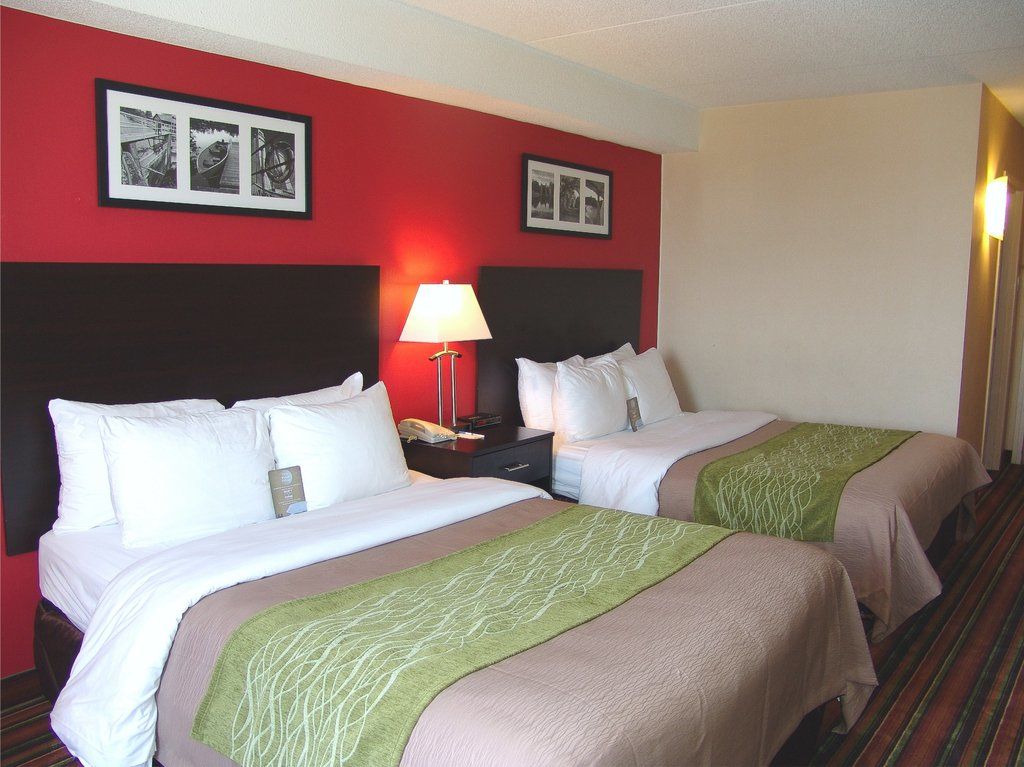 Comfort Hotel & Suites Peterborough Exteriör bild